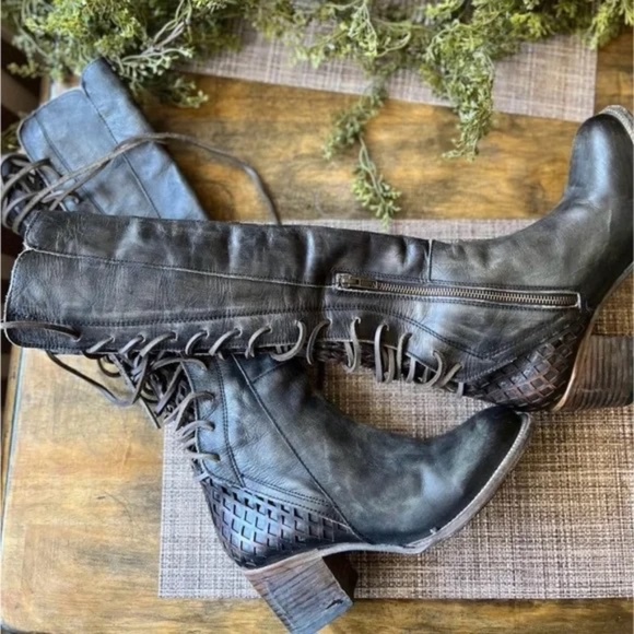 Freebird by Steven Carver Olive Boots Size 9 Snakeskin Lace Up Knee High Boots - Picture 5 of 8